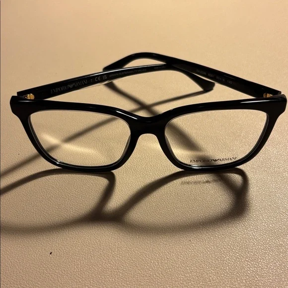 Emporio Armani EA3228 model eyeglasses - Picture 3 of 8